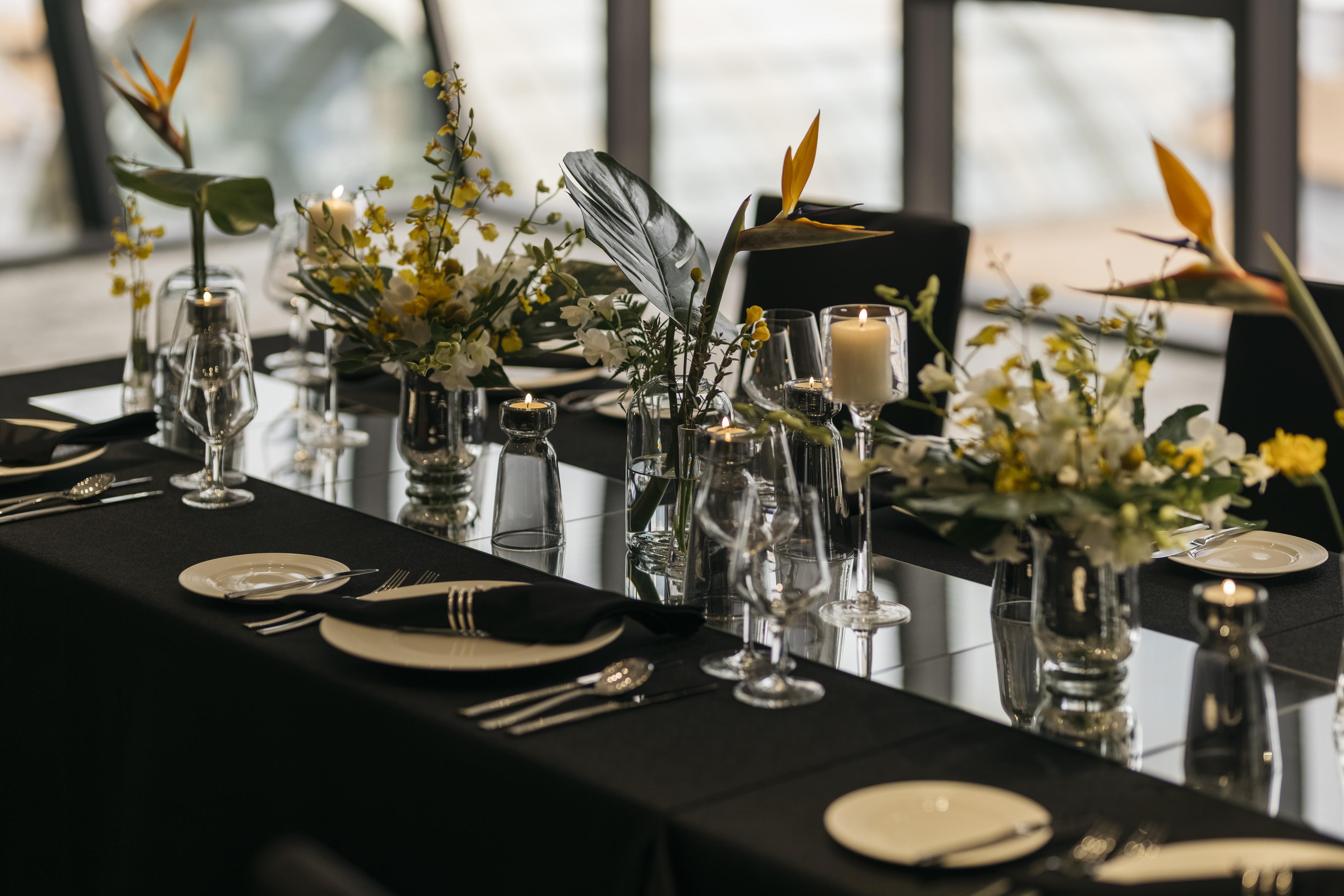 The Clan Hotel Singapore By Far East Hospitality Exterior foto A table set for a formal dinner